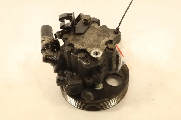 Pompe de direction OEM 96633817580 pour Peugeot 806 image 3