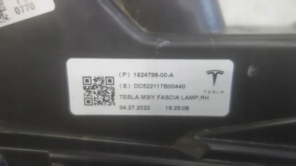 Tesla Model 3/Y Lift Halogène LED Droit OEM 1624798-00-A image 5