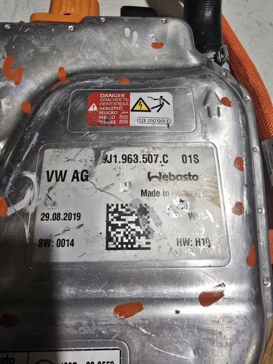 Porsche Taycan Webasto apulämmitys OEM 9J1963507C image 3