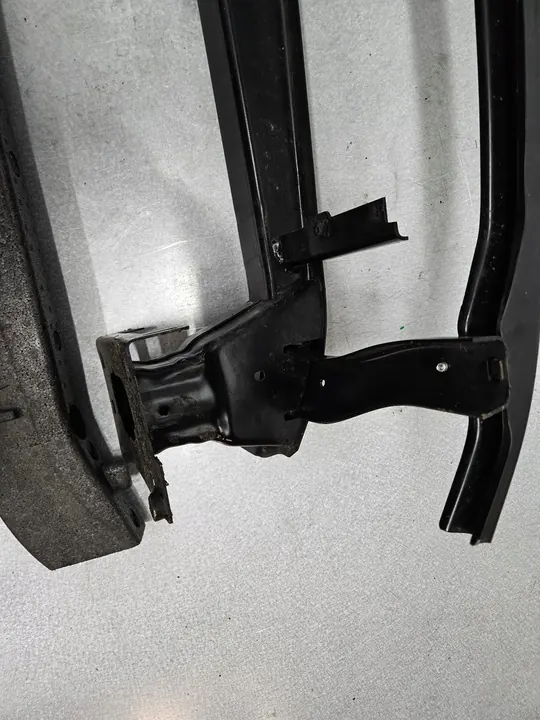 VW GOLF VII GTE Etupuskuri image 4