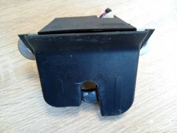 Baklucka Lås VW Passat B6 Touran Golf V VII OEM image 10