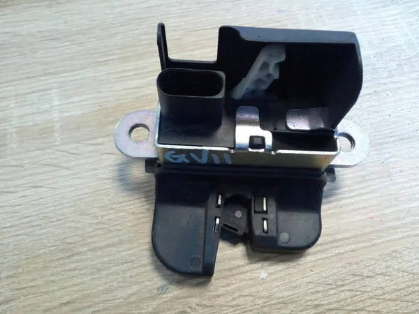 Baklucka Lås VW Passat B6 Touran Golf V VII OEM image 8