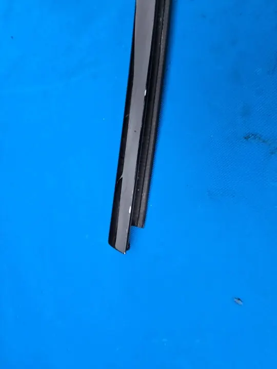 OEM QUA9069 Oven tiiviste Oikea taka BMW X5 G05 image 5