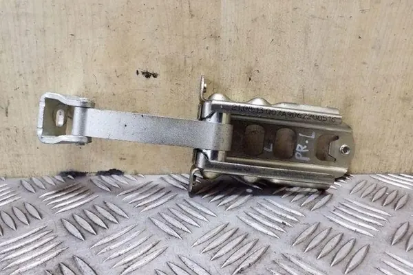 Framre vänster dörrstopp MERCEDES-BENZ SPRINTER 5-T (906) image 3