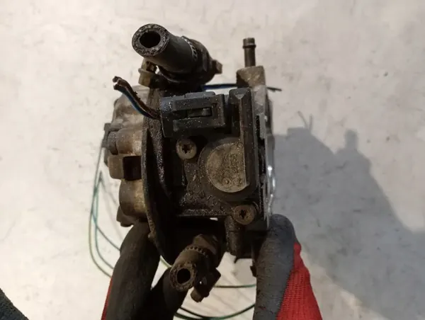 Kaasutinkansi OEM 17096179 Opel Corsa B:lle image 3