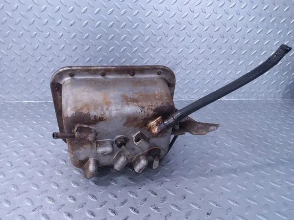 Réservoir de liquide de frein d'occasion OEM UR19696 Rolls-Royce image 5