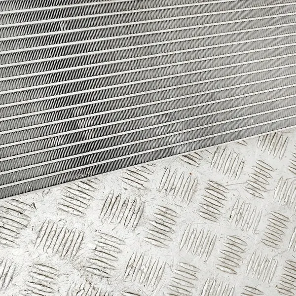 Mercedes-Benz CLS C218 Koelradiator image 7