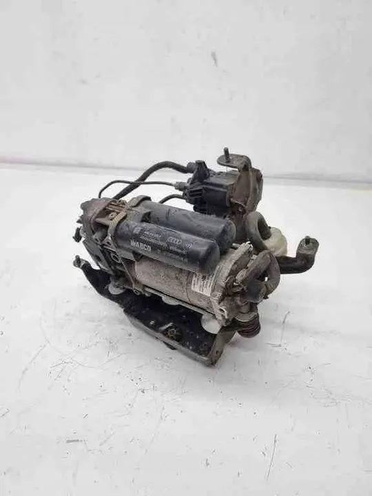 Bakre differentialfäste AUDI Q7 4M0616005F 3.0L diesel image 2