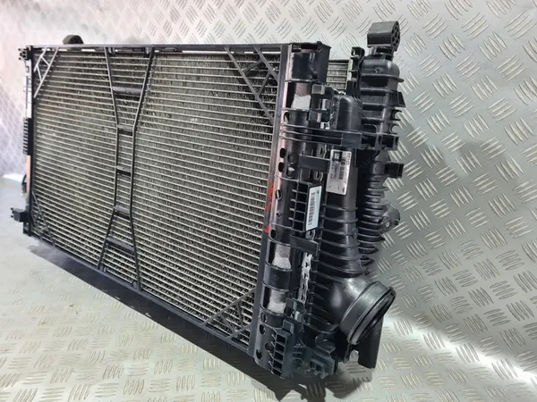 Conjunto de radiadores Opel Insignia A 1.6 2.0 CDTI image 3