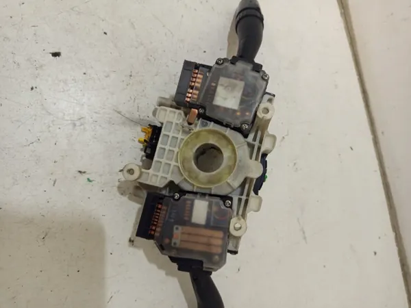 Commutateur combiné Kia Sportage II OEM PRZEŁĄCZNIK ZESPOLONY image 5