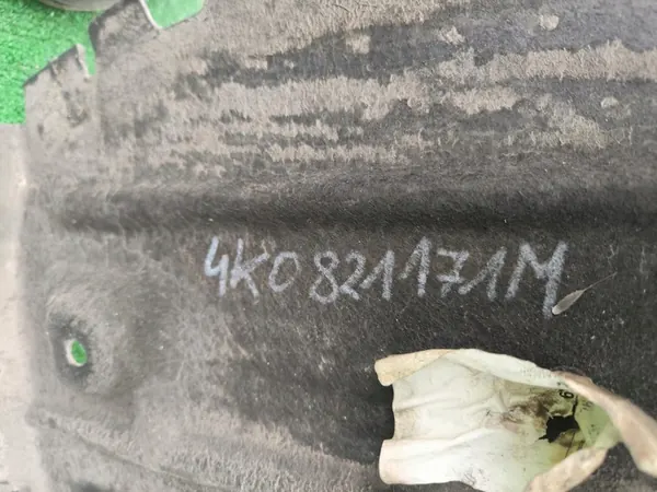 Front Left Wheel Arch Audi A6 C8 4K 4K0821171M image 3