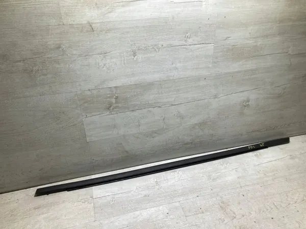 OEM sokolowski Vasen takakaapin tiiviste Ford Focus image 2