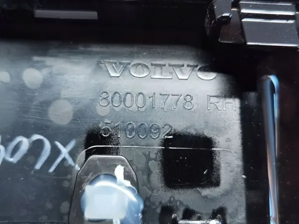 Volvo EX30 23- Luftrattinlopp Höger Fram OEM 80001778 image 5