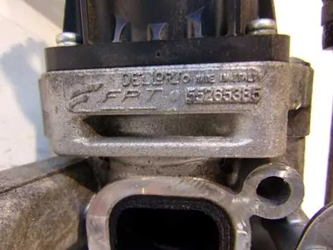 JEEP CHEROKEE KL 2.2 EGR Jäähdytysventtiili 55265385 image 4