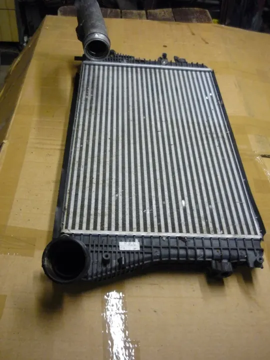 Radiateur d'eau OEM 386 pour Audi A3 8P 1.9TDI image 9