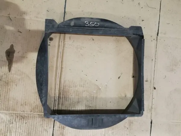 Jäähdytinpuhaltimen kotelo Mercedes W201 190E OEM image 2