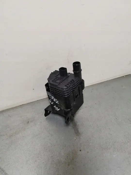 Filtre à vapeur carburant Subaru Forester SK OEM 20825AA000 image 2
