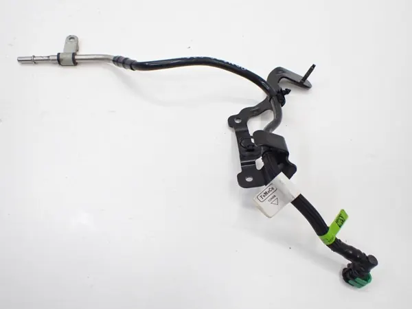Bränsleslang OEM MB3Q-9A274-BG för VW Amarok II image 2