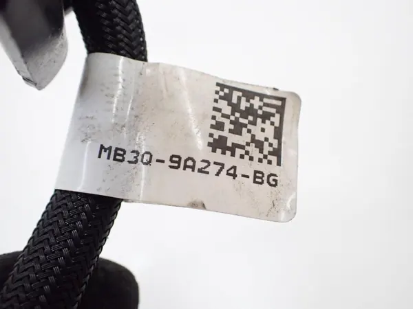 Bränsleslang OEM MB3Q-9A274-BG för VW Amarok II image 6