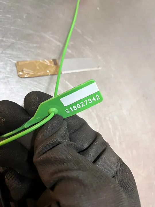 Baklucka Ställdon Set VW T6 Lift T6.1 7E0827550C image 7