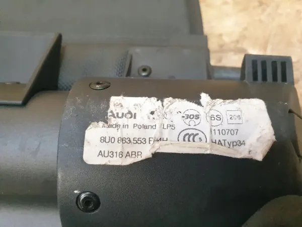 Audi Q3 8U Rollo de Maletero OEM 8U0863553 image 10