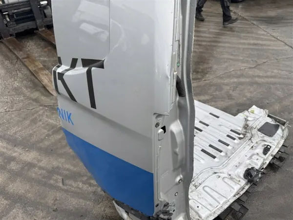 Linker achterzijpaneel OEM PAS TYLNY Ford Custom MK2 image 9