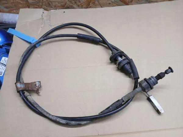 Cabo da embraiagem Suzuki Jimny III OEM R72 - Usado image 4