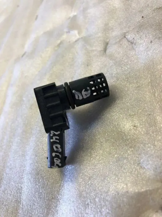 Polttoainepainetunnistin OEM 06K906051E Audi A4 image 2