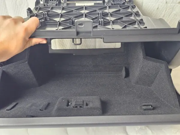 Bandeja console passageiro OEM 16A1348LF9 Range Rover image 6