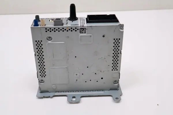 Radio Fiat Tipo II OEM 00521709220 - Usado image 5