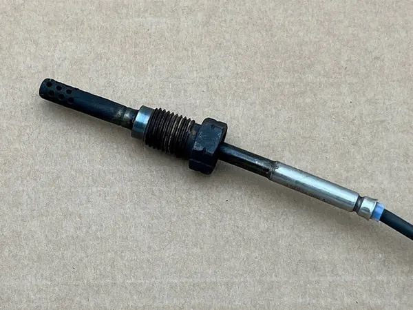 Sensor de temperatura de escape T5 2.5 TDI 070906088AC image 3