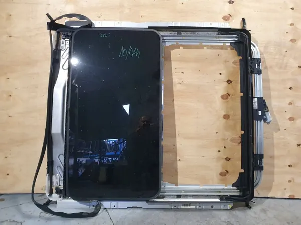 Teto solar Land Rover Range Rover L322 OEM 1727062C image 2