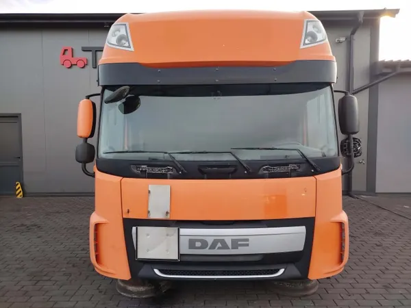 Cabine DAF XF 106 d'occasion - OEM XF 106 image 2