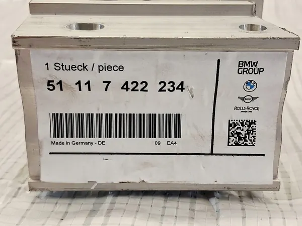 Supporto di montaggio anteriore destro BMW 3 G20 G21 OEM 5111 7422234 image 8