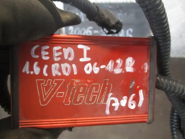 MÓDULO V-TECH CHIP KIA CEED I 07-12R image 2
