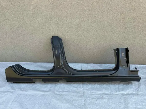 Audi A4 8K S-Line oikea kynnys OEM 8K9809848 2008-2015 image 2