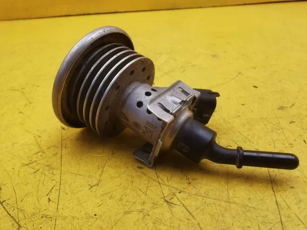 Land Rover AdBlue-injektor OEM GH22-189E3-AA image 2