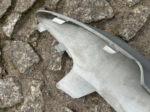 Mercedes-Benz GLA W156 Spoiler de Para-choque Dianteiro image 6