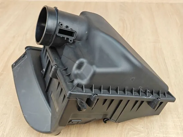 Luftfiltergehäuse OEM 8620945 für BMW 530i G30 G31 image 3