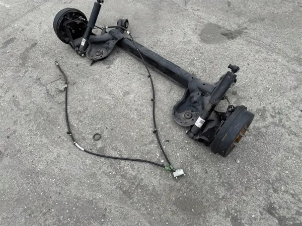 Viga de eje trasero R2X6-5K952-AD Ford Courier MK3 image 5