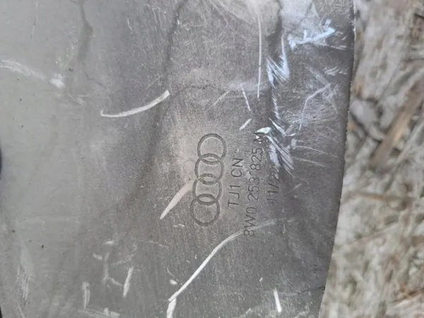 Heckstoßstangenende Audi A4 2016-23 OEM 8W0253025E image 3
