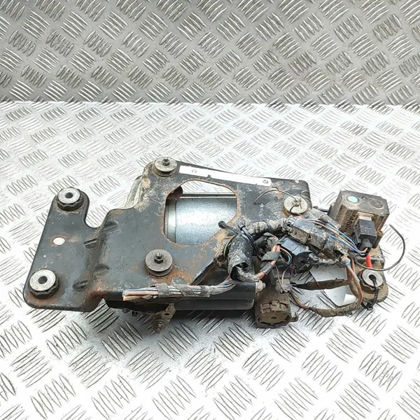 BMW X6 E71 Fjädringskompressor 6859714 image 4