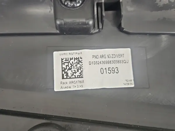 OEM IMPRK1556493 Vänster Bakdörrspanel Peugeot 3008 II image 7