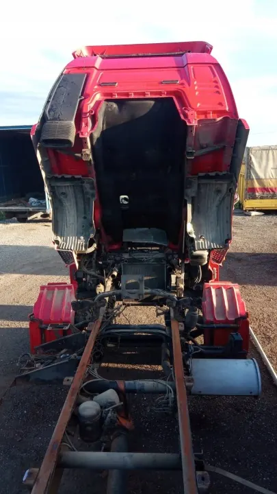 MAN TGL TGM Engine Cab Insulation - Used Condition image 2