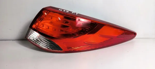 Lámpara trasera izquierda Hyundai Tucson iX35 09-15 image 4