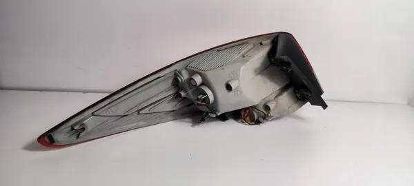 Lámpara trasera izquierda Hyundai Tucson iX35 09-15 image 6