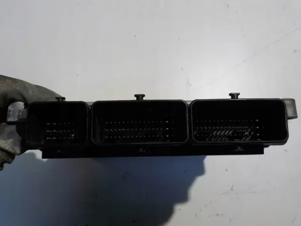 Renault Motorstyrenhet OEM 237103888R - Begagnad image 4