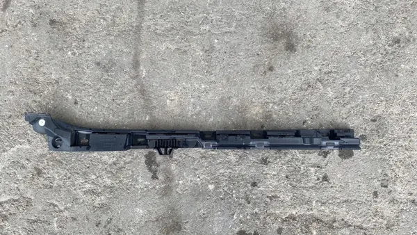 Renforcement de seuil droit BMW 5 F10 F11 OEM 51777204022 image 1