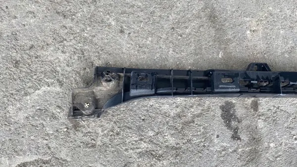 Renforcement de seuil droit BMW 5 F10 F11 OEM 51777204022 image 4