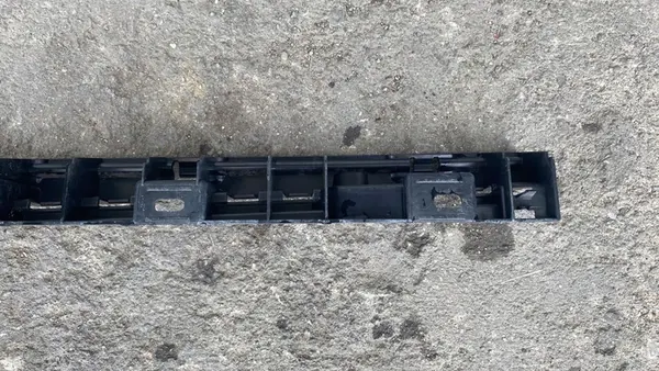 Renforcement de seuil droit BMW 5 F10 F11 OEM 51777204022 image 5